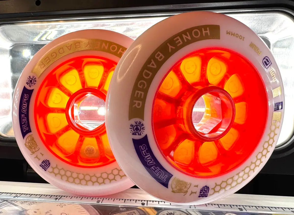 2.2 Indoor Honey Badger Pro 100Mm 10-Spoke Dp-21 M2 1