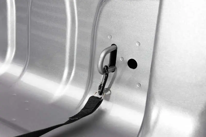 Roll-N-Lock 2019 Ram 1500 Xsb 65.5In A-Series Retractable Tonneau Cover 2