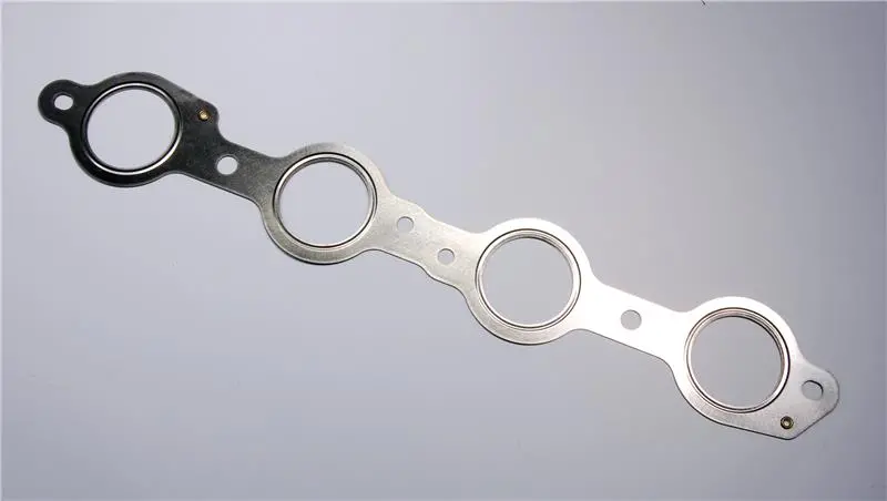 Cometic Gm Ls1 5.3L/5.7L/6.0L .030 Inch Mls Exhaust Gaskets (Pair) 1