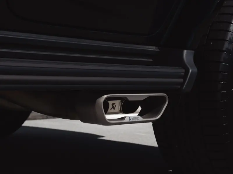Akrapovic 2025 Mercedes-Amg G63 (W465) Tail Pipe Set (Titanium) 1