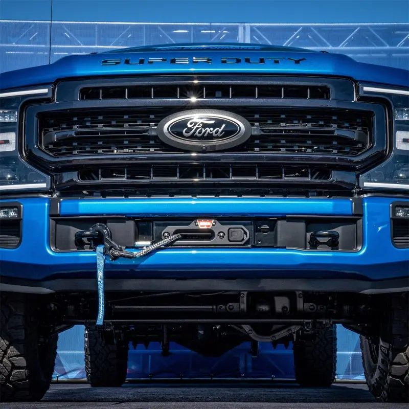 Ford Racing 23-24 Super Duty Ford Performance Parts/Warn Winch Kit 1