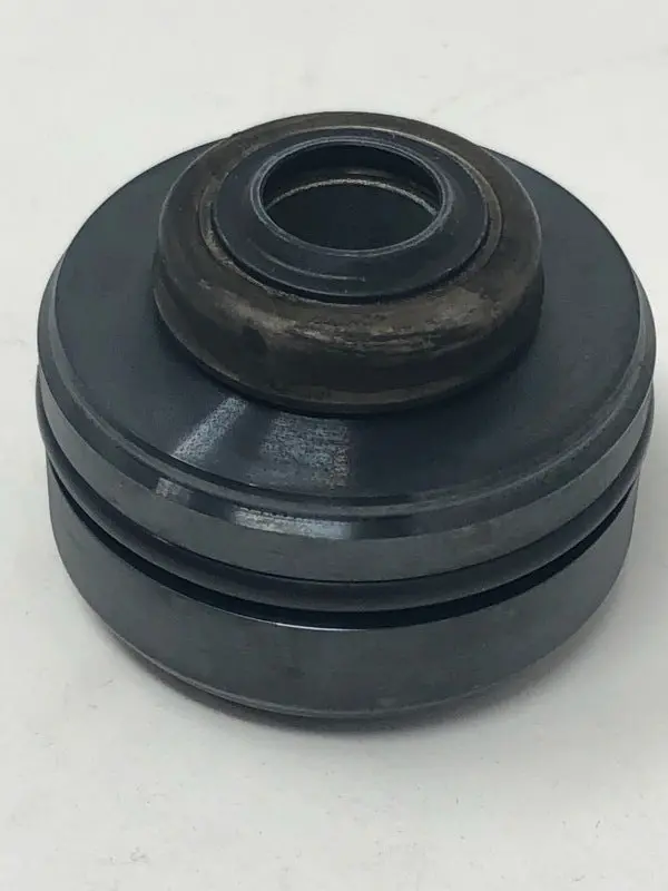 Kyb 02-03/05-07 Suzuki Gsx-R1000 Rear Shock Seal Head 46 Mm. / 14 Mm. 1