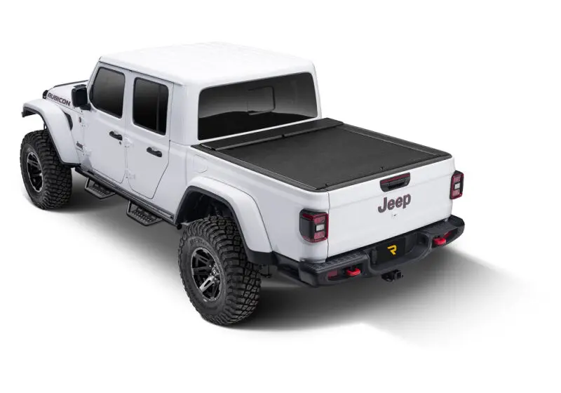 Roll-N-Lock 2020 Jeep Gladiator 5Ft Bed M-Series Retractable Tonneau Cover 1