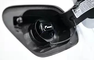 Racingline Fuel Filler Cap 1