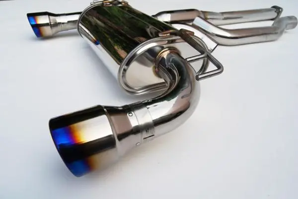 Invidia 09+ Evo 10 Q300 Titanium Tip Cat-Back Exhaust 1