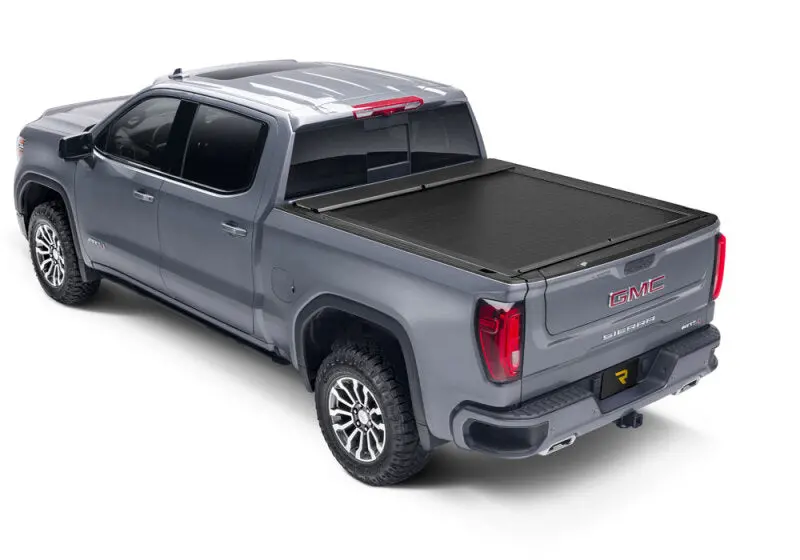 Roll-N-Lock 20-22 Chevrolet Silverado 2500-3500 (82.2In. Bed) A-Series Xt Retractable Tonneau Cover 1