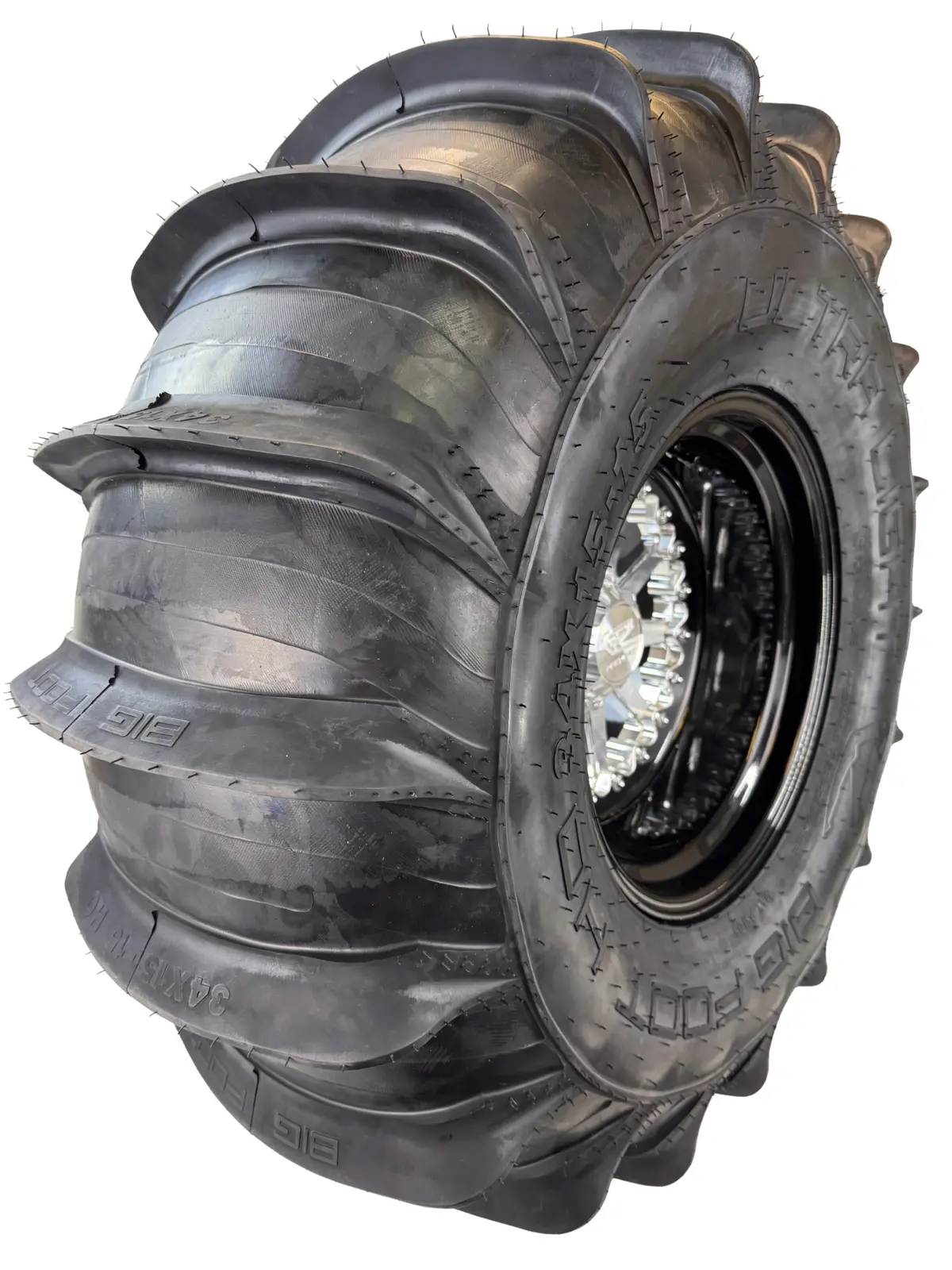 Big Foot Ho Paddle Tires Comp Cut By Treadcuts - Packard Performance 1