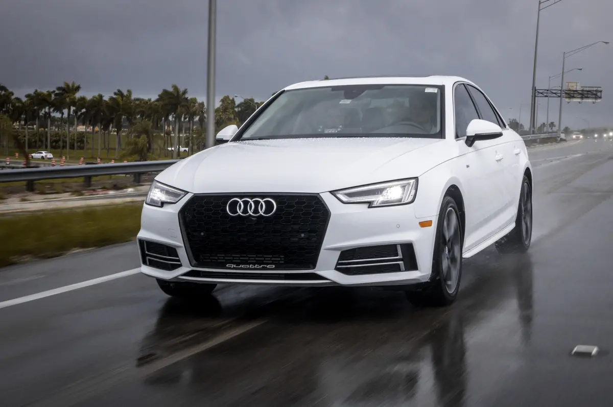 Audi A4/S4 B9 Rs-Style Grille - Pre Facelift (2016-2018) 1