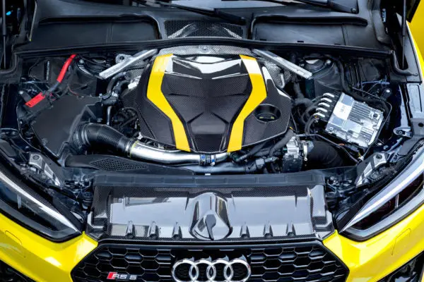 Capristo Audi Rs5 (F5) - Carbon Fiber Engine Cover And Lock Cover Set 1