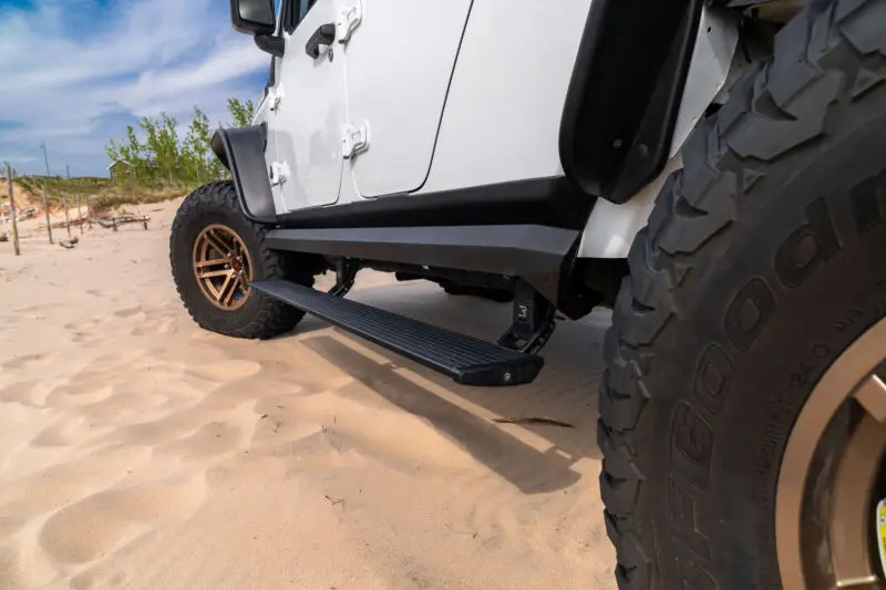Amp Research 20-24 Jeep Jt Gladiator (Launch/Overlnd/Rubicon/Sport/Sport S) Powerstep Xl - Black 1