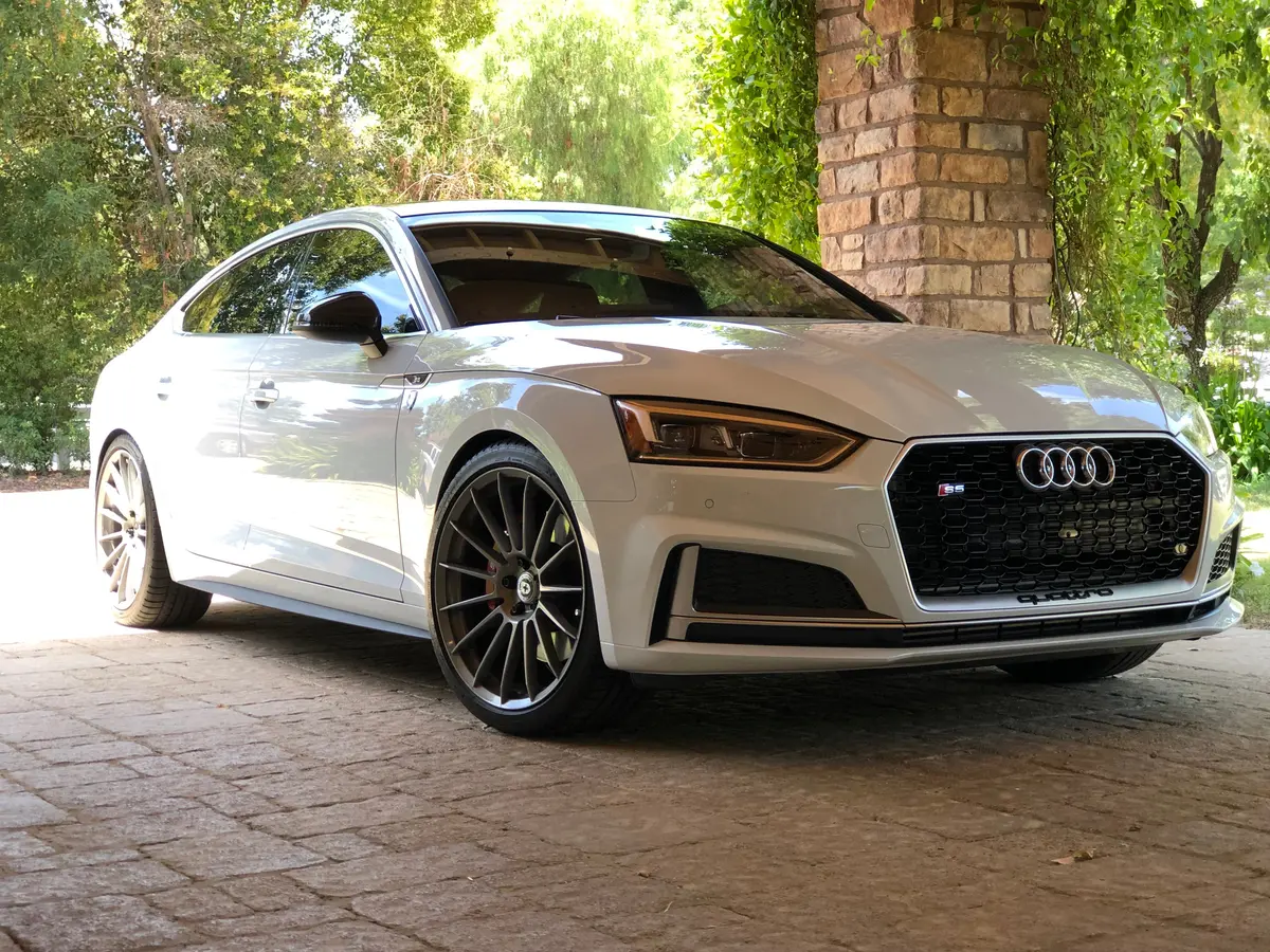 Audi A5/S5 Rs-Style Grille - Pre Facelift (2016-2018) 1