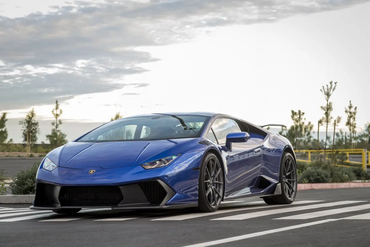 Vorsteiner Novara Edizione Aero Front Fenders W/ Integrated Vents And Splash Sheilds Carbon Fiber Pp 2X2 Glossy For Lamborghini Huracan Performante 1